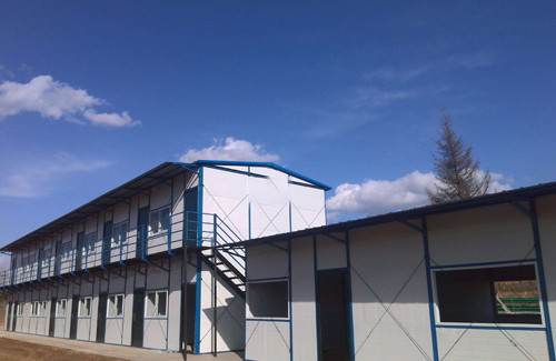 集裝箱式彩鋼活動(dòng)房